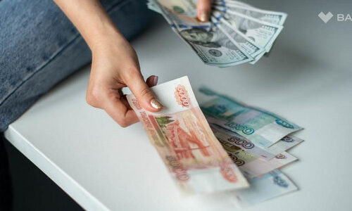 Девальвация рубля замедлится: ЦБ приготовился к заключительному повышению ставки